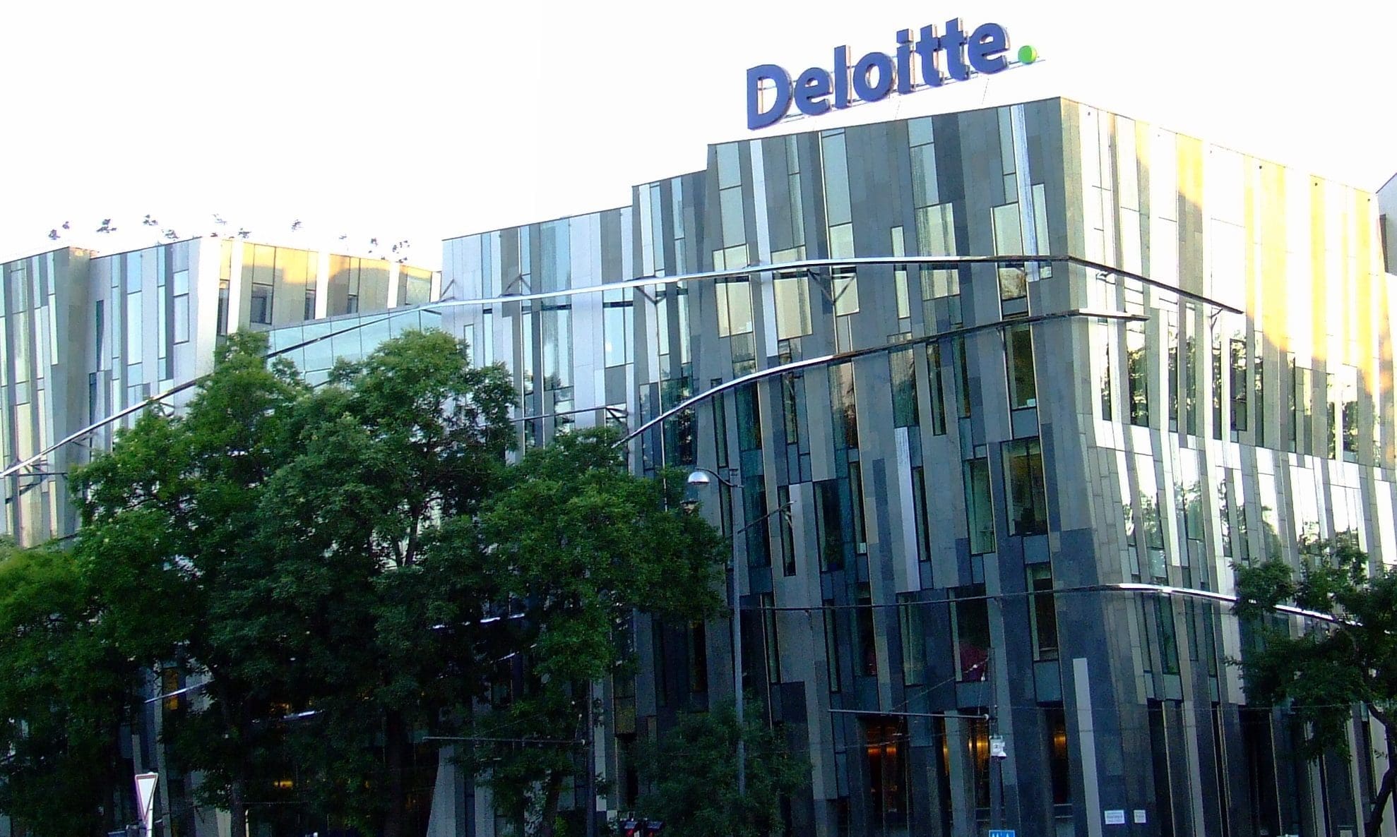 Office Outlet appoints Deloitte for administration