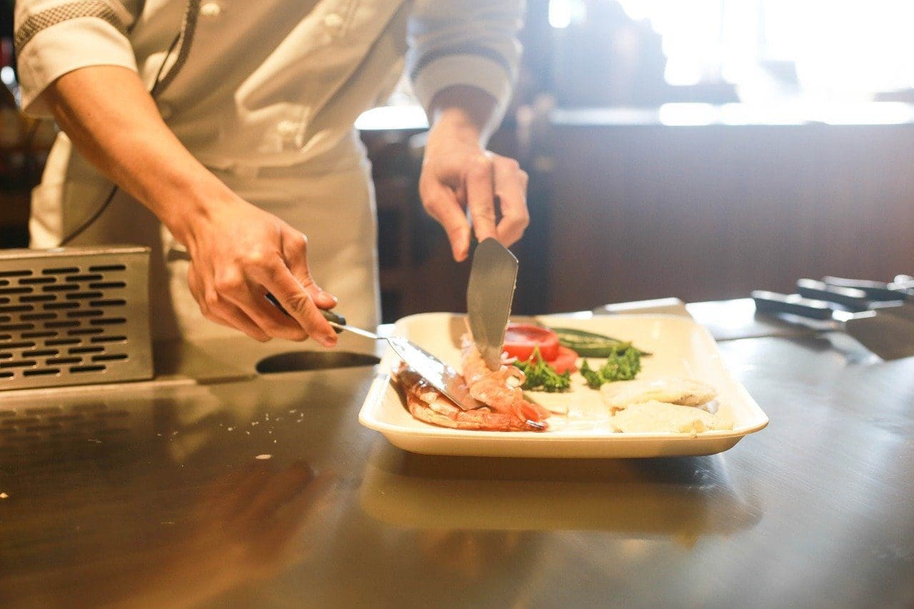 Petitions to wind up restaurants rocket 165%