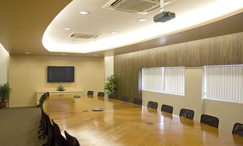 KPMG UK to split CEO and chair role