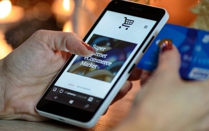 Sunak delays debate for online sales tax until autumn