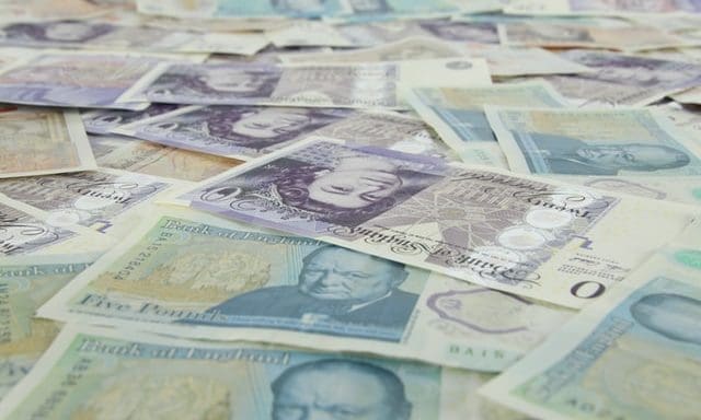 FTSE 100 fees paid to auditors surpass £1bn in 2021/22