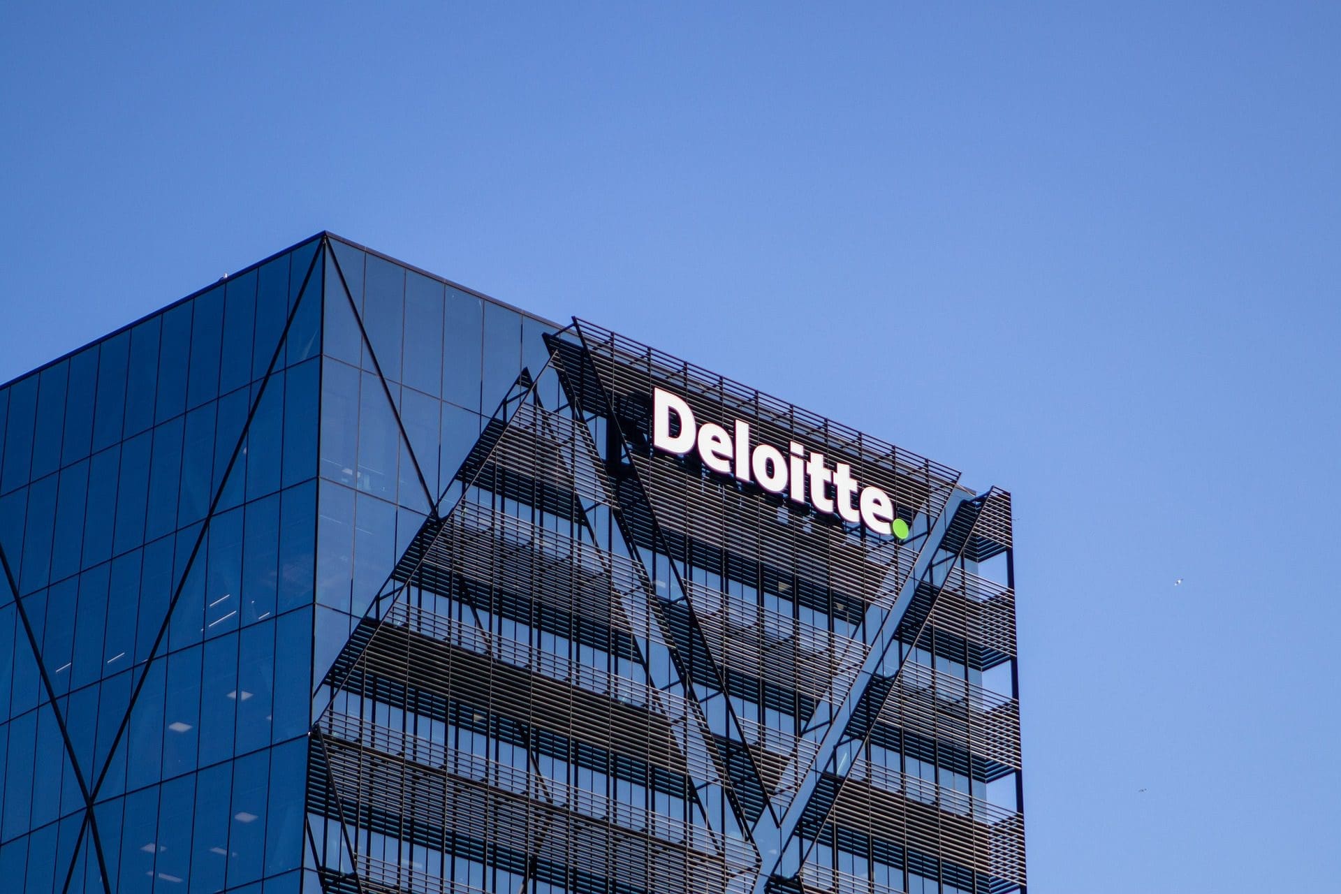 Deloitte to ‘invest significantly’ into UK Sports Business Group