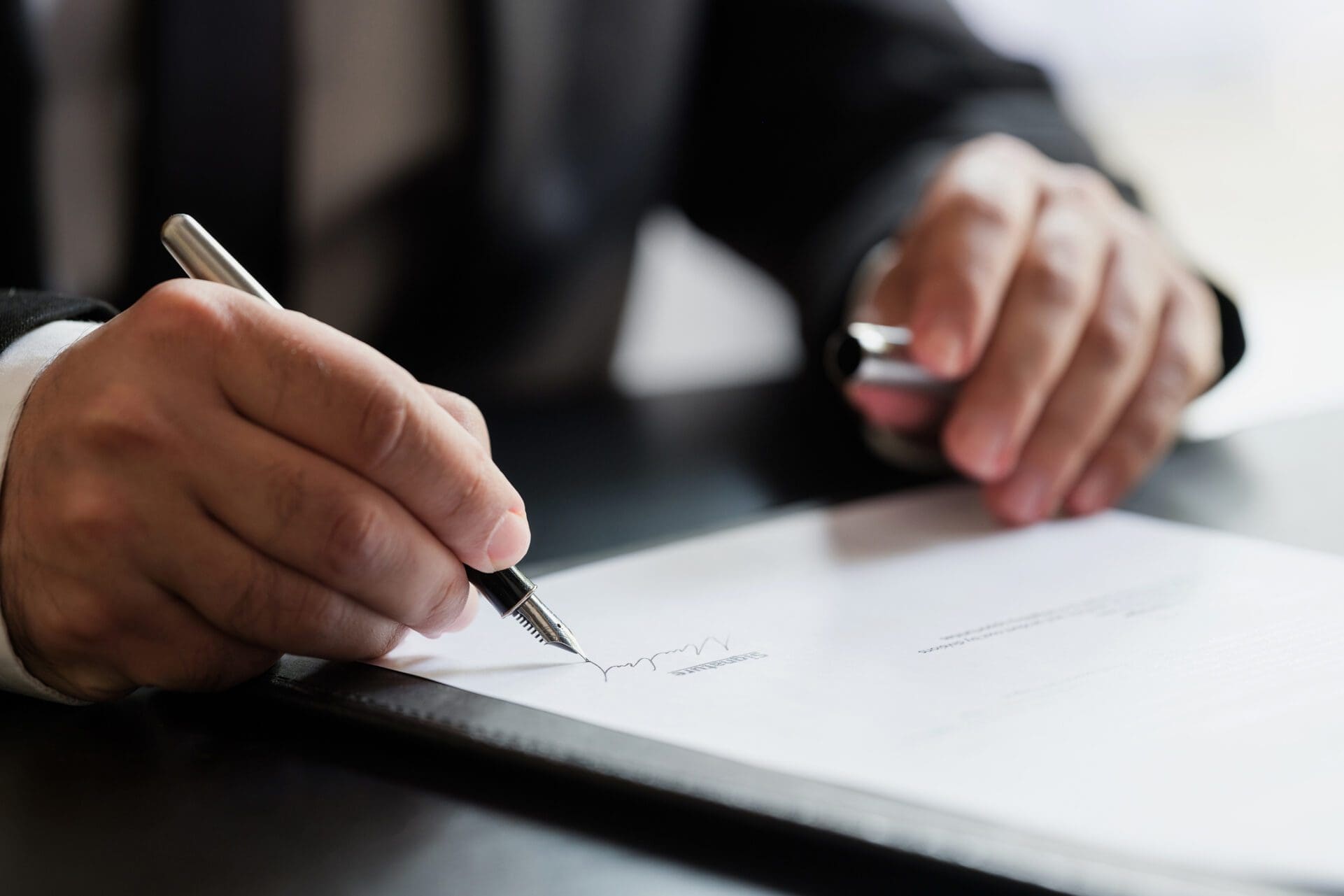 Crowe continues growth of Forensics team with new partner