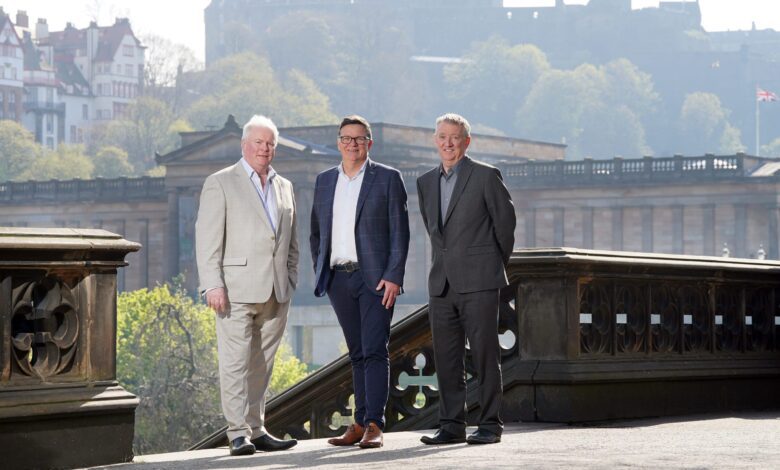 EQ Accountants merges with McDonald Gordon and Co